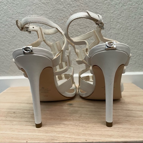 Guess Padton White Strap Stiletto Heel Sandals 5.5 - Picture 3 of 4